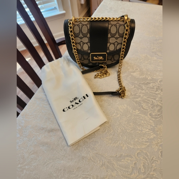 Coach Alie Signature Jacquard Saddle Bag💙 - Picture 1 of 9